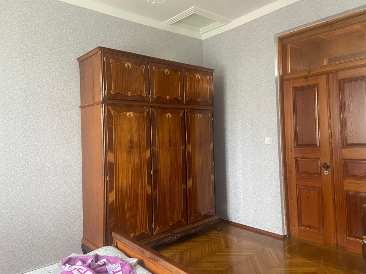 Luka Family Guest House Batumi Luaran gambar